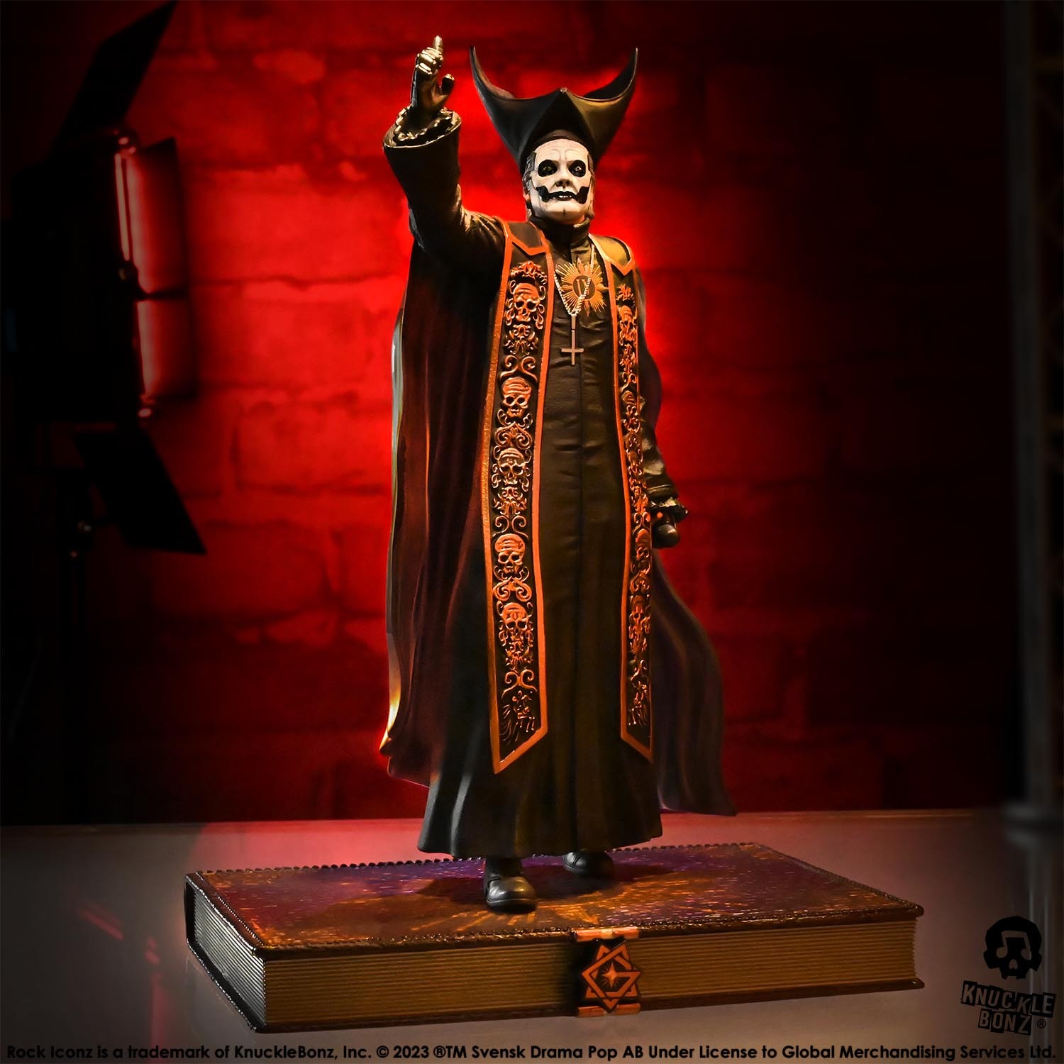 Ghost Papa Emeritus IV Black Robes KnuckleBonz Statue Frutecar